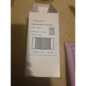 Tanologist Hydrating Daily Glow Hydrating Gradual Tan Lotion